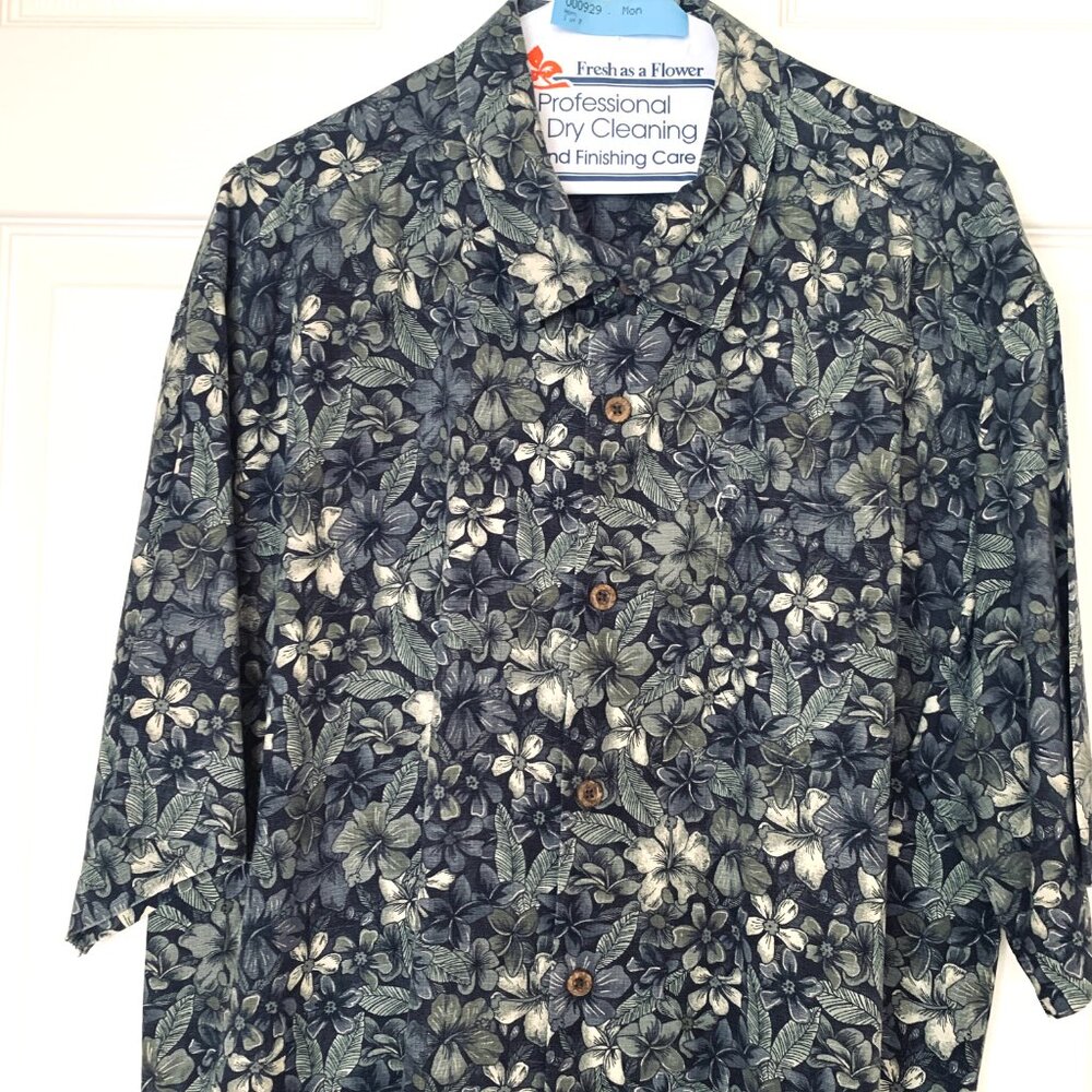 TOMMY BAHAMA Tropical Silk Short Sleeve  Camp Shirt XL